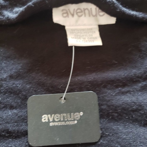 2/$100 Avenue Plus OS, Fits 16-24 Plus I suggest, black duster cardi/vest - Picture 5 of 5